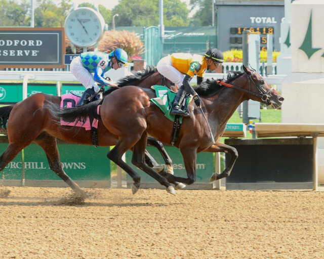 Stretch Ride wins at Churchill Downs 2023