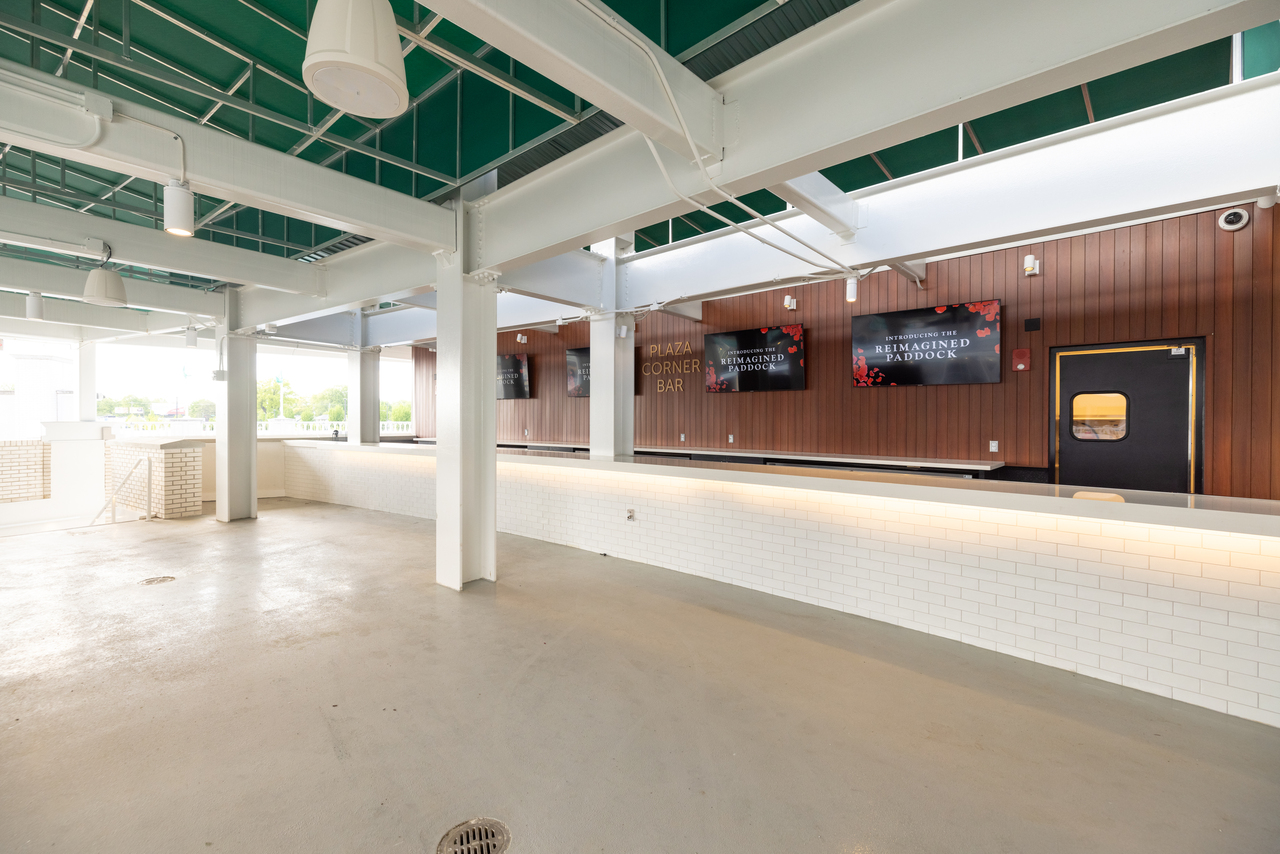 Plaza Balcony & Loge | Premium Dining | Seats | Kentucky Derby