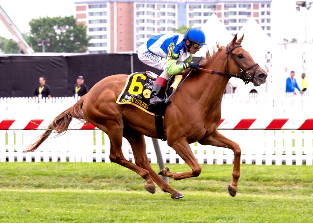 She Feels Pretty wins the Hilltop at Pimlico