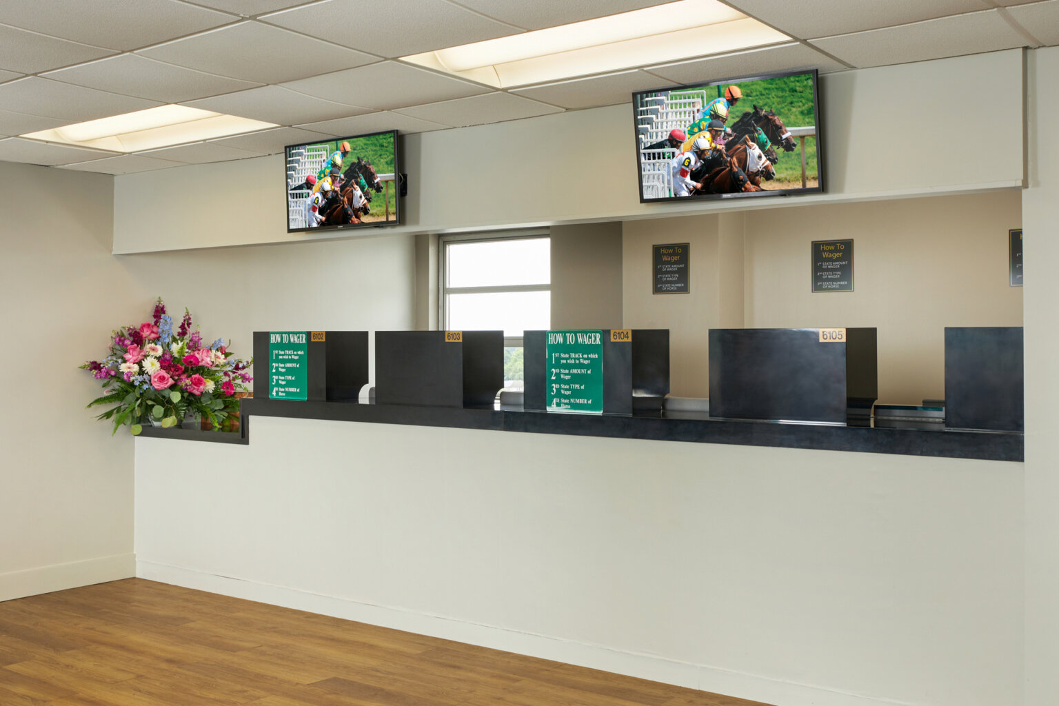 Skye Terrace | Premium Dining | Seats | Kentucky Derby