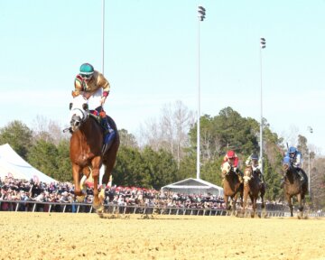 American Promise wins the Virginia Derby at Colonial Downs.