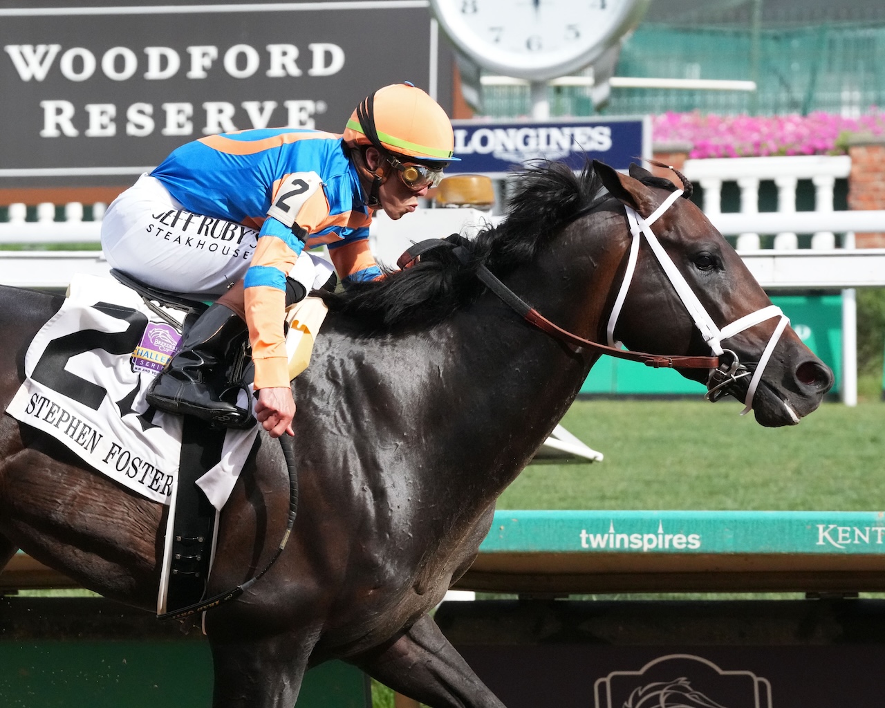 Mindframe wins the Stephen Foster Stakes at Churchill Downs