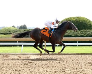 Big Truzz wins at Keeneland. 