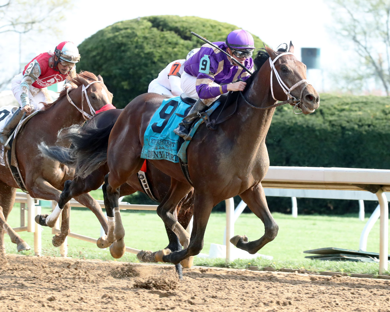 Tawny Port winning the 2022 Lexington (G3) at Keeneland
