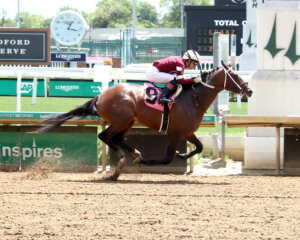 Spice Runner wins at Coady Media wins at Churchill Downs. 