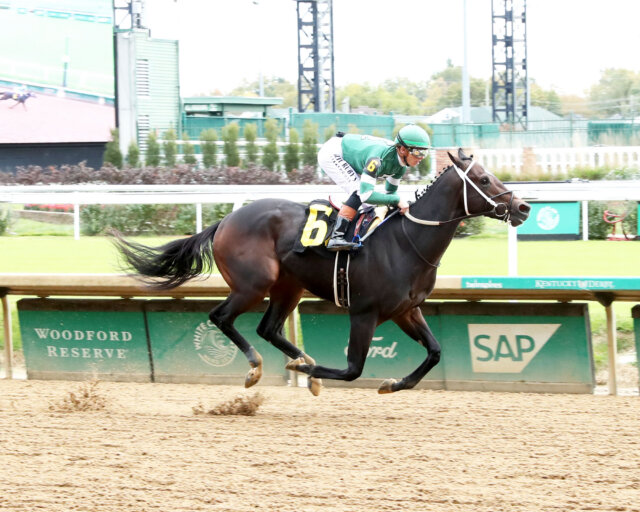 Soldier N Diplomat wins at Churchill Downs.