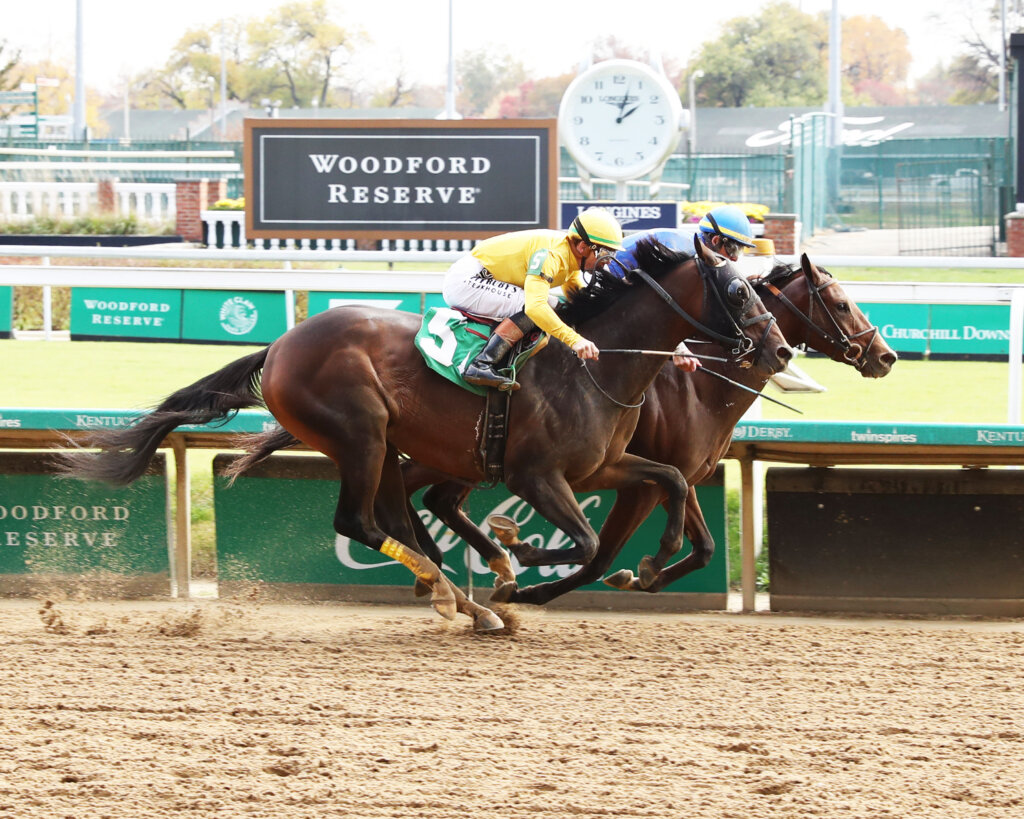 Project Ace wins at Churchill Downs.