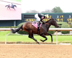 Reclamation wins at Oaklawn Park.