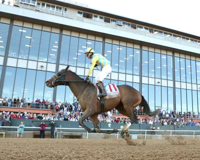 Silent Tactic wins the Southwest Stakes at Oaklawn Park.