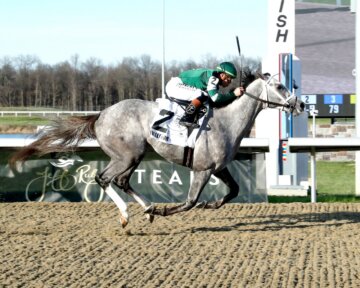 Fulleffort wins the Jeff Ruby Stakes at Turfway Park.