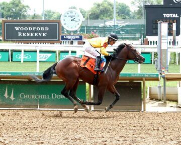Hey Tuff Guy romps on debut at Churchill Downs