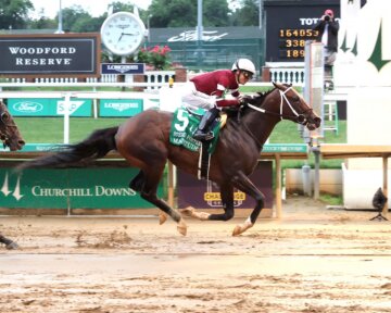 Magnitude wins the Stephen Foster Stakes (G1) at Churchill Downs.