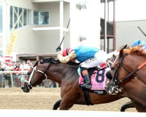 Leading Change wins the Indiana Derby at Horseshoe Indiana. 