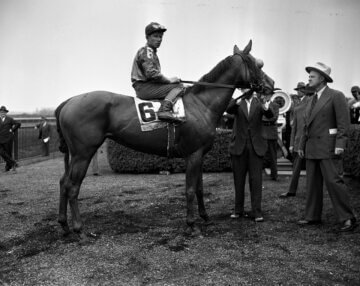 Nellie L. after her victory in the 1943 Acorn S. at Belmont Park (Photo courtesy of Keeneland Library Morgan Collection)