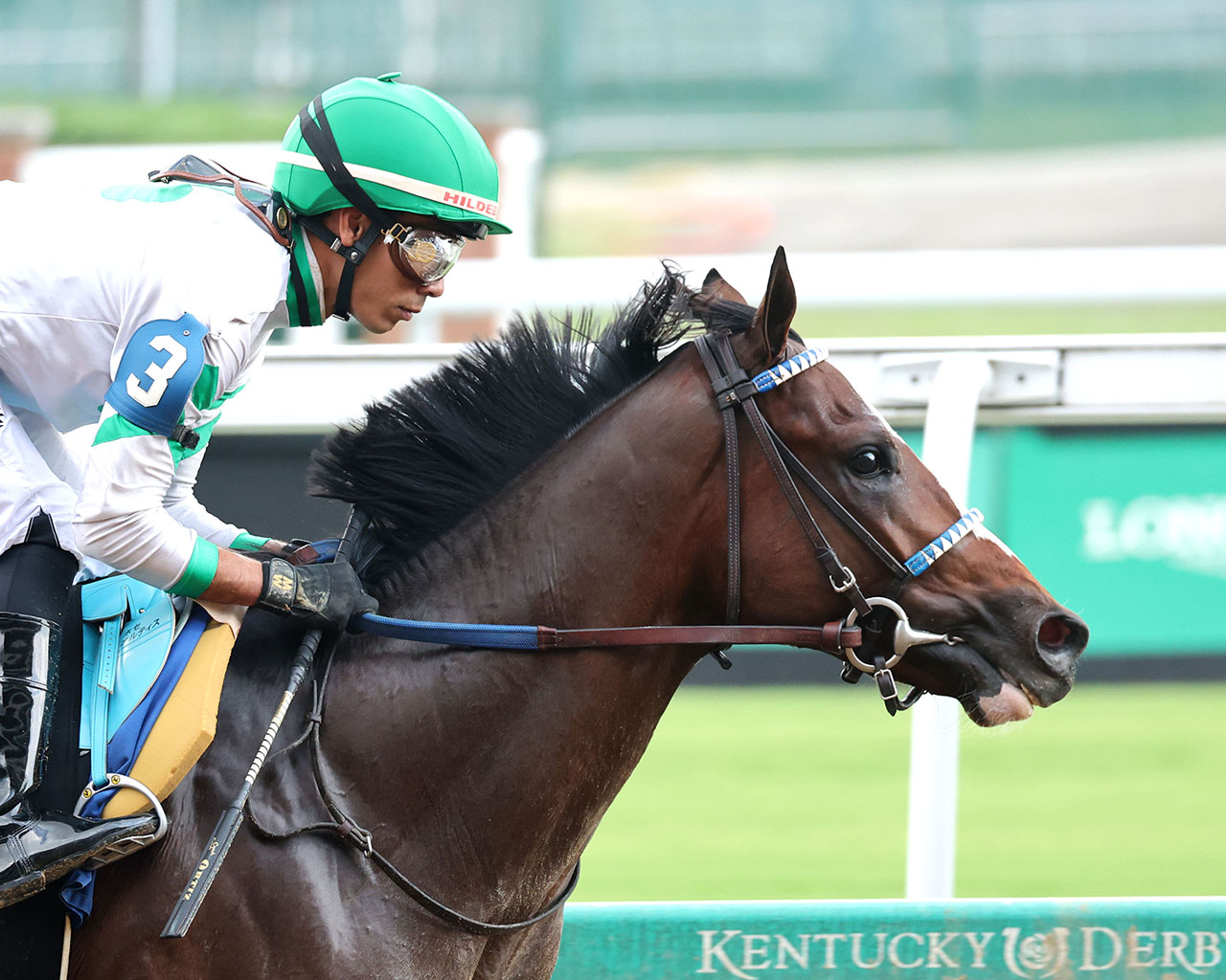 Coach Pope wins at Churchill Downs.