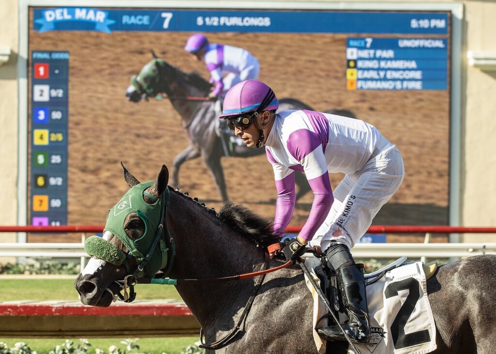 Net Par wins the Graduation Stakes at Del Mar.