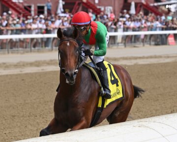 U. S. S. Valor broke his maiden in spectacular fashion at Saratoga