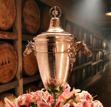 Kentucky Oaks trophy (Photo by Coady Media)