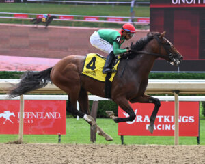 U. S. S. Valor wins maiden race 2026 (Photo by Coglianese Photos/NYRA)