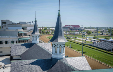 churchill downs tour reviews