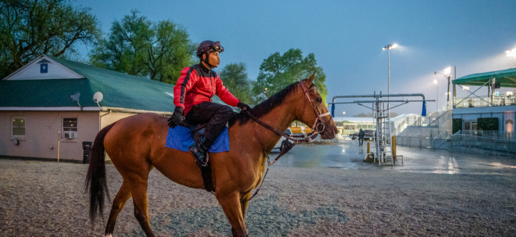 churchill downs racetrack tour