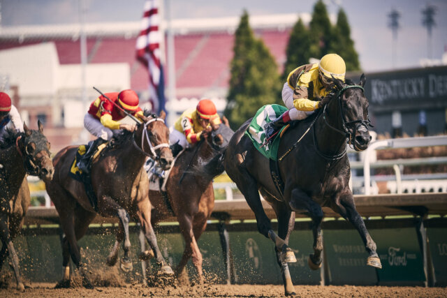 churchill downs tours and museum