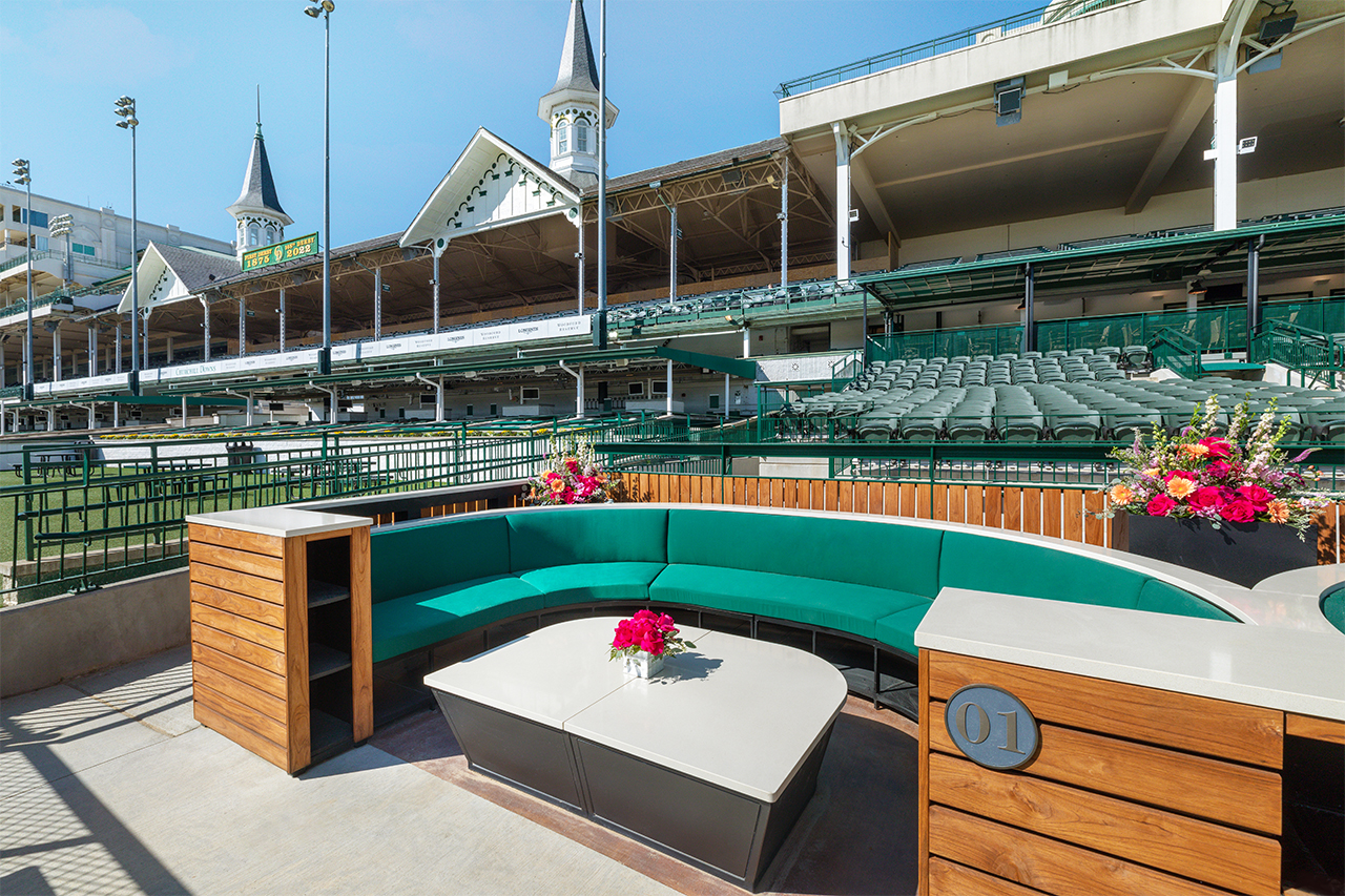 Dining Seating experience Churchill Downs