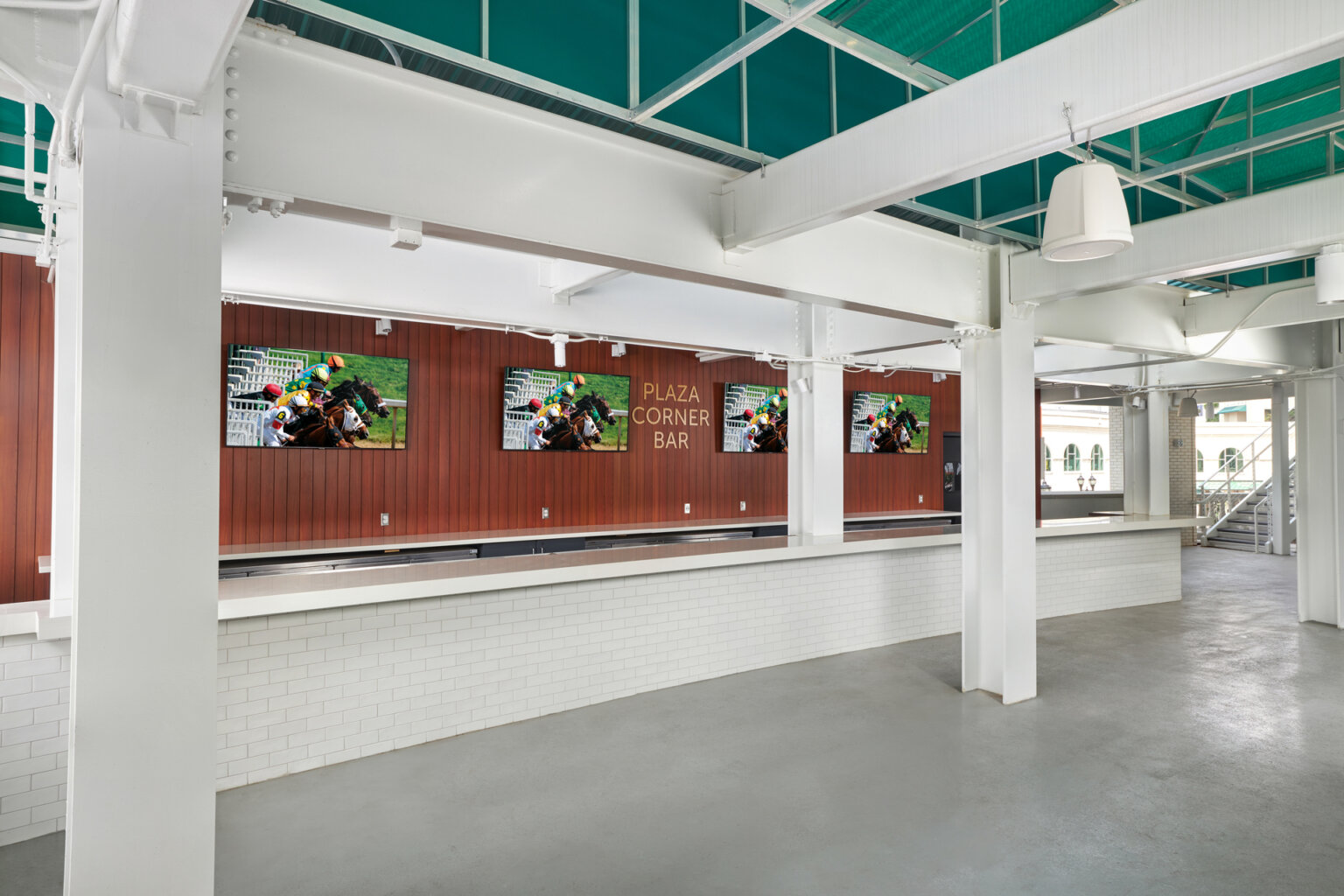 Plaza Loge | Reserved Seating & General Admission | Seats | Churchill Downs