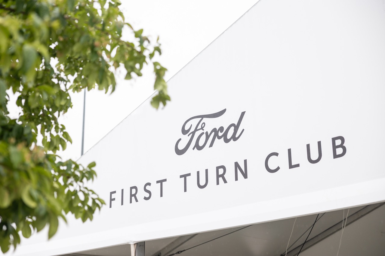Ford First Turn Club | Dining | Seats | Churchill Downs